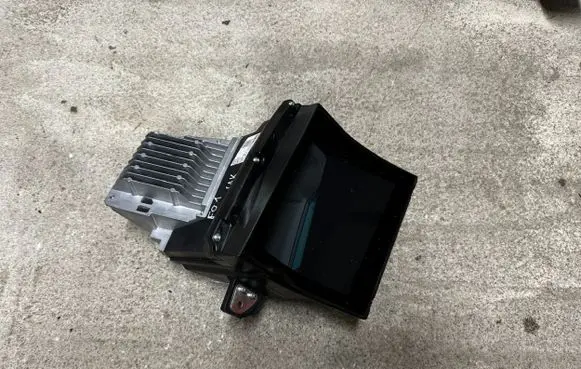 BMW 7 F01 F02 F03 F04 Head up display screen 9252340 17089310 BM0529001