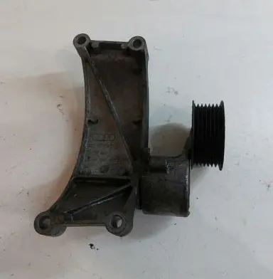 Audi A4 S4 B8 8K Generator/alternator bracket 