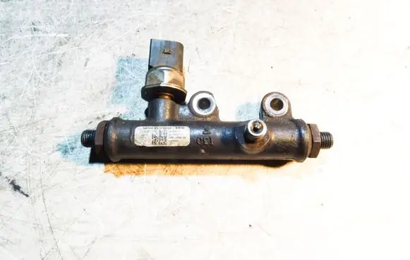 Jaguar S-Type Fuel main line pipe 4R8Q9D280AC 5WS40050