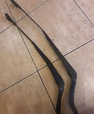 Volkswagen Sharan Front wiper blade arm 7M3955410B 7m3955409b