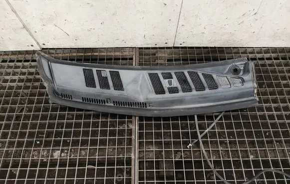 Ford F150 Wiper trim FL341502222AK