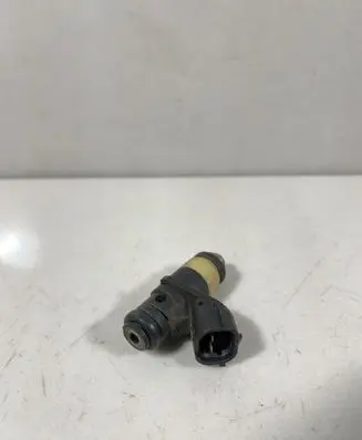 Volkswagen Golf IV Fuel injector 036906031M 3326A03460