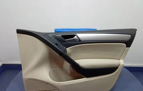 Volkswagen Golf VI Door card panel trim set 
