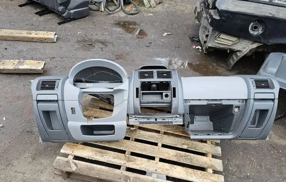 Citroen Jumpy Dashboard 6298111 AZ035865 693059
