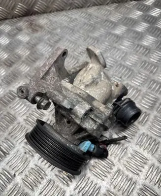 Opel Astra K Water pump 55496778