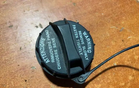 Hyundai Matrix Fuel tank filler cap 