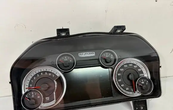 Dodge RAM 1500 DS Speedometer (instrument cluster) A2C39697803