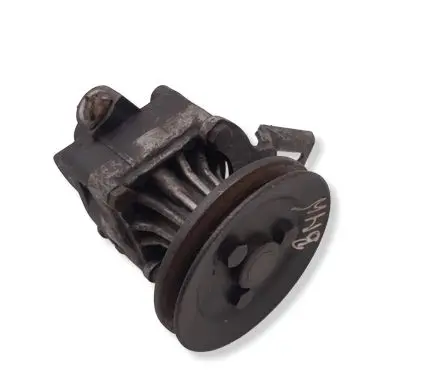BMW 3 E30 Power steering pump 1141417 6638722 7681955252