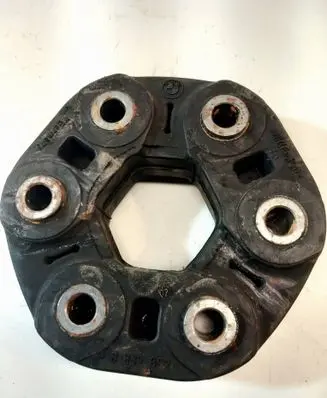 BMW X7 G07 Rear prop shaft donut coupling/joint 8832852