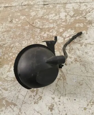 Vacuum air tank