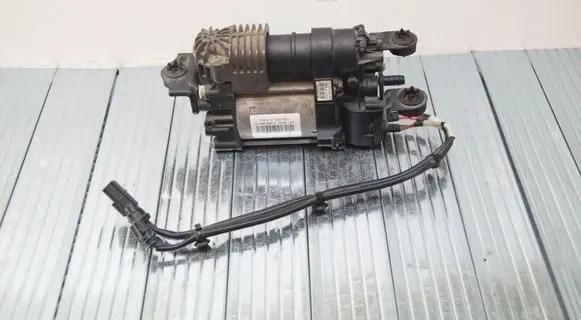 Maserati Levante Air suspension valve block 15500087