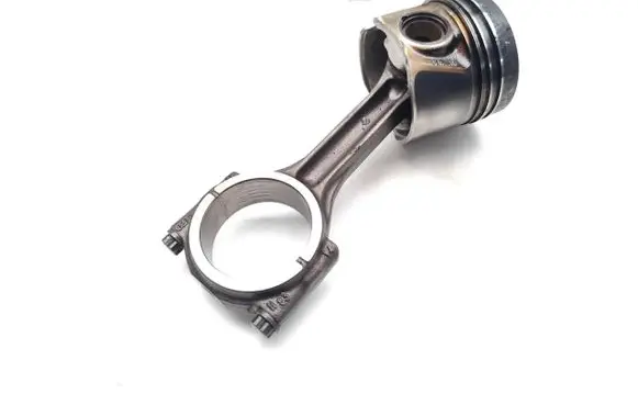 Skoda Octavia Mk3 (5E) Piston with connecting rod CUNA