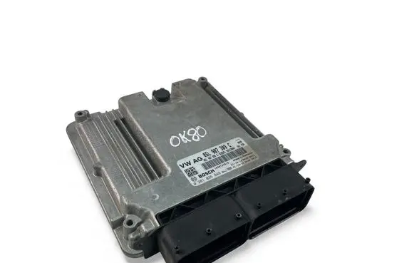 Volkswagen Golf VIII Engine control unit/module ECU 05L907309C 0281035649