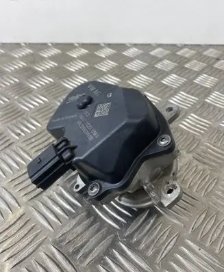 Audi A3 8Y EGR valve 05L131501M