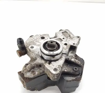 Volvo XC70 Fuel injection high pressure pump 0445010111 30756125