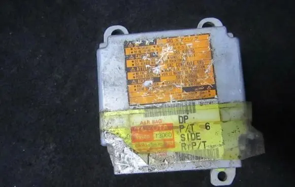 Toyota Corolla Verso E121 Airbag control unit/module 8917013060 89170-13060