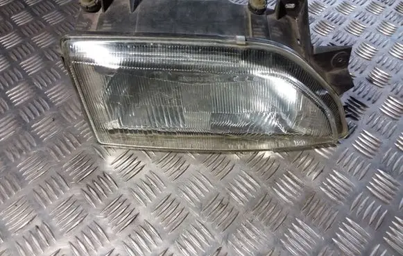Ford Escort Headlight/headlamp D92AG13005C2B