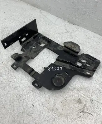 Citroen C4 Cactus Battery tray 9806487180