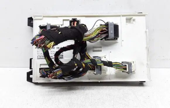 Mercedes-Benz A W176 Fuse module A2469008510 A1179012300 A2469027001