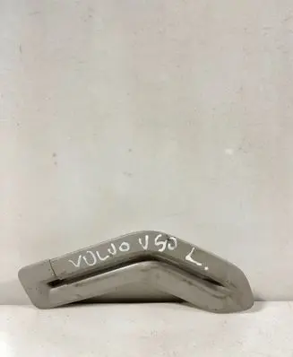 Volvo V50 Seat belt trim 31250174
