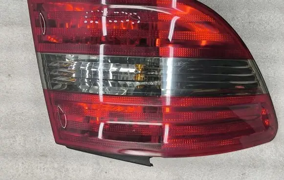 Mercedes-Benz B W245 Rear/tail lights A1698202564