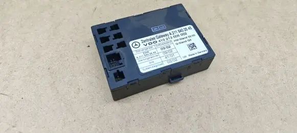 Mercedes-Benz E W211 Gateway control module A2115402545