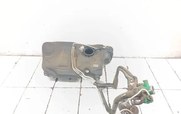 Audi A1 Fuel tank 6R0201021AJ 6R0201085A