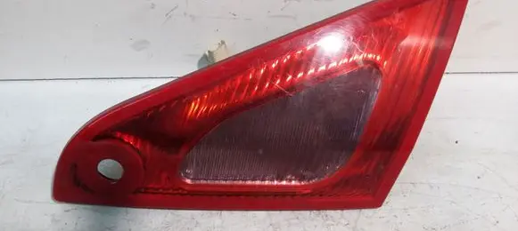 Mitsubishi Colt Tailgate rear/tail lights MN105622
