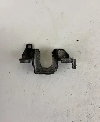 Jeep Cherokee Gear shift cable bracket 