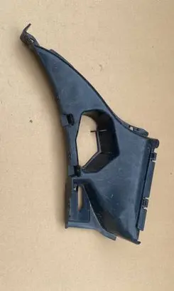 BMW X6 F16 Front bumper mounting bracket 8056505