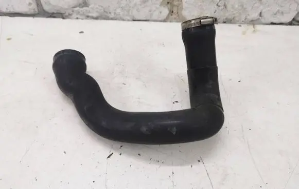 Audi A6 S6 C5 4B Intercooler hose/pipe 4b0145746