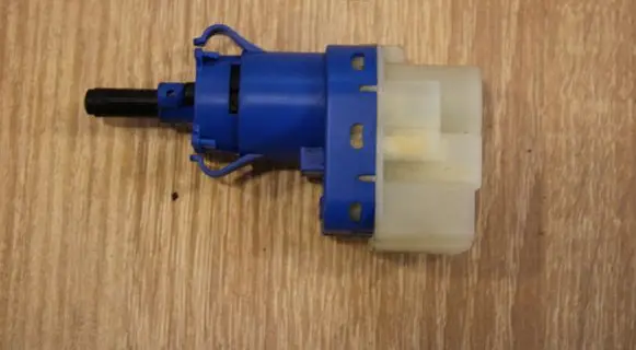 Brake pedal sensor switch
