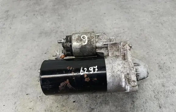 Opel Zafira B Starter motor 