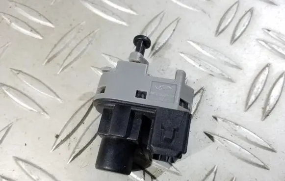 Ford Mondeo Mk III Brake pedal sensor switch 1S7T13480AA