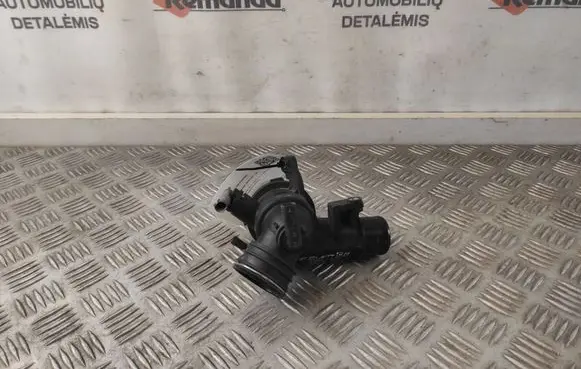 Mercedes-Benz Sprinter W906 Thermostat/thermostat housing 