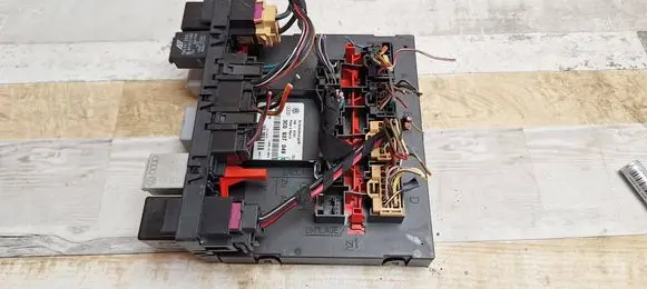 Volkswagen Jetta V Comfort/convenience module 3C0937049Q 00418880 F005V00600