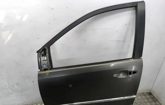 Chrysler Town & Country V Front door