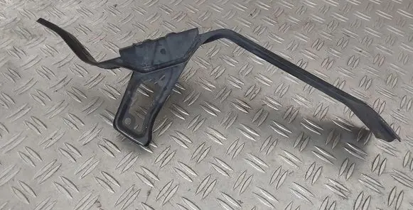 Radiator support slam panel bracket