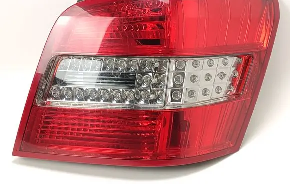 Mercedes-Benz GLK (X204) Rear/tail lights 2048202664