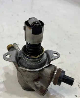 Volkswagen Touareg III In-tank fuel pump