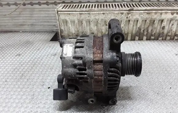 Peugeot 207 Generator/alternator V757695680