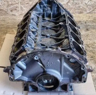 Dodge RAM 1500 DR Engine block TPCEK332713090 P53021213HA 8119002