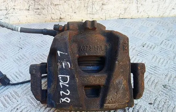 Audi A5 Sportback 8TA Front brake caliper 