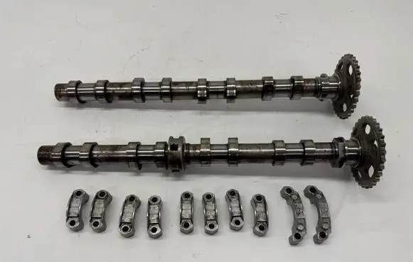 Mercedes-Benz B W246 W242 Camshaft A6510500300 A6510500600 A6510520000