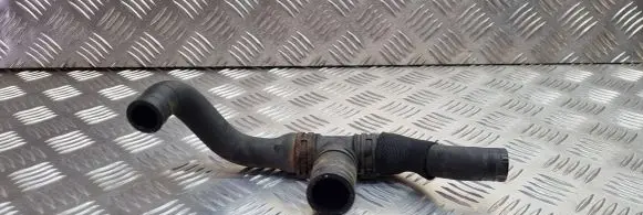 Mercedes-Benz C W203 Engine coolant pipe/hose 2038300796