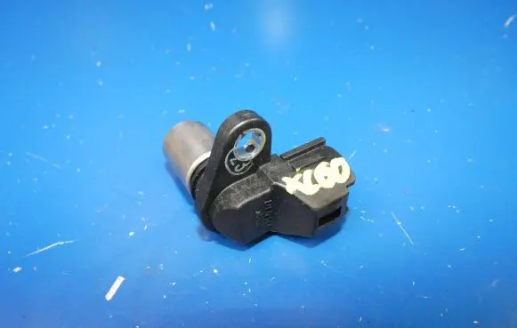 Volvo XC60 Camshaft position sensor 30713485 090907 0296001211