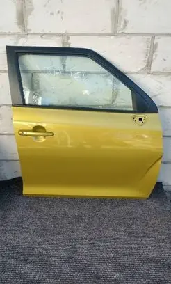 Suzuki Ignis Front door