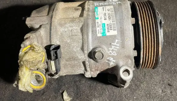 Land Rover Range Rover Sport L494 Air conditioning (A/C) compressor (pump) 8W8319D629AD 135475051B4