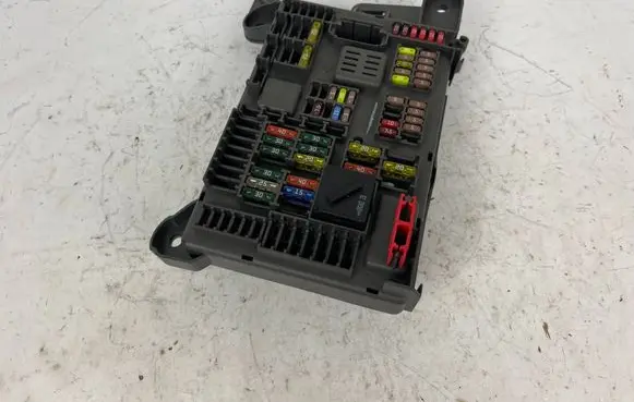 BMW X5M E70 Fuse box set 6931687 B010105300 GJ49095610