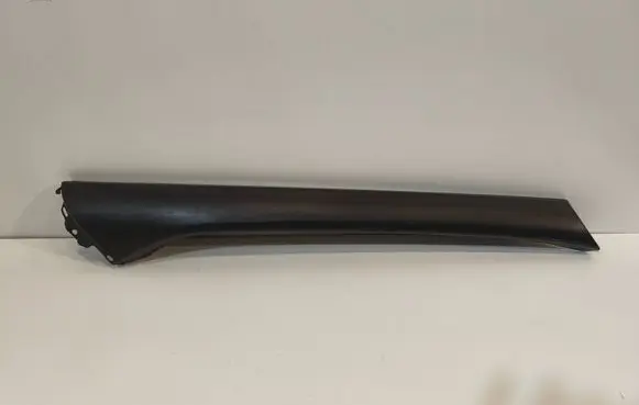 Iveco Daily 6th gen Windshield trim 5802032581 580203259